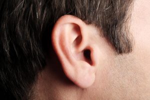 Cirurgia de reconstrução da orelha